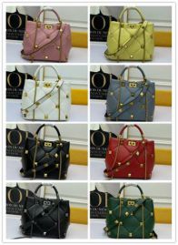 Picture of Valentino Lady Handbags _SKUfw98526570fw